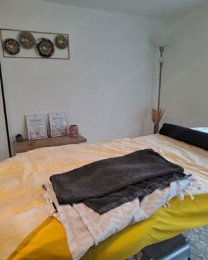 Leidenschaft heiße Massage, sowie Relax,warm Öl-Massage - mit viel Gefühl Bild 3