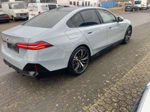 BMW 540 d xDrive M Sport Pano Leder LED Navi 20 Zoll Bild 4
