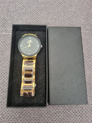 Armband Uhr ( Quartz) nie getragen zu verkaufen Bild 3