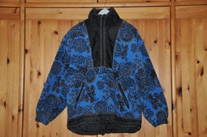Snowboardjacke Gr. 152 blau gemustert