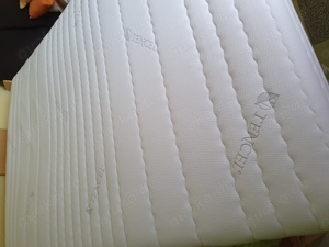 Kostenlos AM Qualitätsmatratzen 1000 Federn 7-Zonen Taschenfederkernmatratze 140 x 200 cm