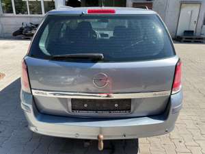 Opel Astra H Caravan 1.6  *UNFALL*HÄNDLER/EXPORT* Bild 5