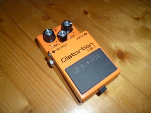 Boss Distortion DS-1
