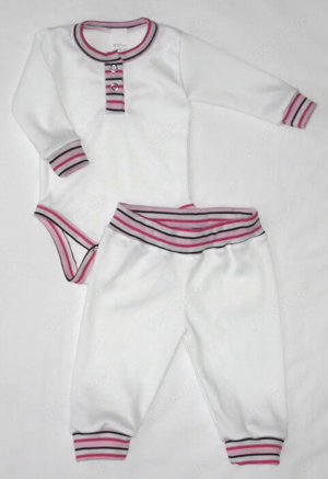Produktion von Baby- und Kinderbekleidung in großen Mengen, in hoher Qualität und mit großer Auswahl