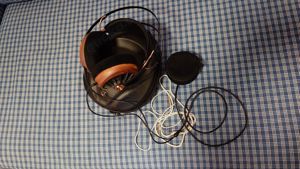 gebraucht Meze Audio 109 PRO Kopfhörer mit Box und Ersatzkabel Kabel