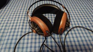 gebraucht Meze Audio 109 PRO Kopfhörer mit Box und Ersatzkabel Kabel Bild 5