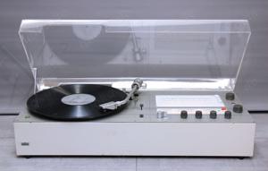 BRAUN AUDIO 300 Schneewittchensarg Radio HiFi Anlage Plattenspieler Vintage TC45