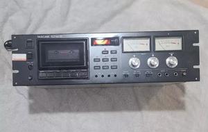 Tascam 122 MK III 3-Kopf Profi-Kassettendeck