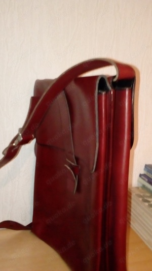 Aktentasche - Umhängetasche  -  Leder  -   Ledergurt
