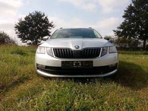 Skoda Octavia Octavia III Combi Diesel Combi 1.6 TDI Drive Bild 2