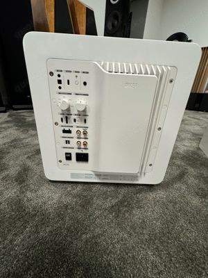 Kef R3 Meta  KC92 Subwoofer Gloss White Bild 7
