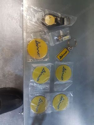 Dino 2400 Ersatzteillager Neu und Gebrauchtteile Bild 4