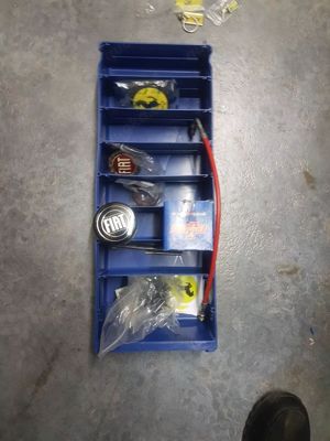 Dino 2400 Ersatzteillager Neu und Gebrauchtteile Bild 3