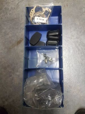 Dino 2400 Ersatzteillager Neu und Gebrauchtteile Bild 8