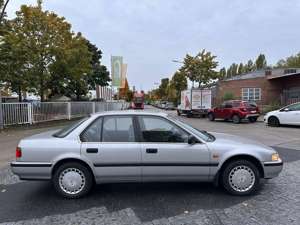 Honda Accord 2.0 OLDTIMER Bild 4