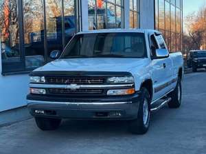 Chevrolet Silverado LS 1500 Pickup Z71 Allrad Bild 4