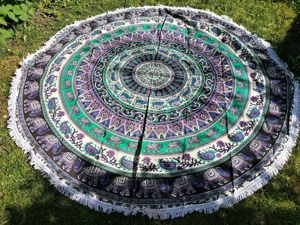 Neuware: verschiedene runde Decken für Tantra, Yoga, Strandtuch, Badetuch Bild 3
