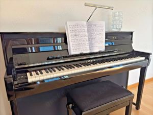 Yamaha Clavinova CLP-685 Klavierlack schwarz hochglanz