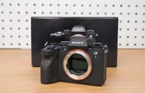 NEUWERTIG Sony Alpha 1 Kamera inkl. OVP (nur 400 Auslösungen)