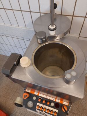 Handmann Kolbenfüller 30L fahrbar auf Edelstahlroller Bild 5