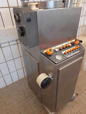 Handmann Kolbenfüller 30L fahrbar auf Edelstahlroller Bild 2