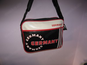 BR-17.1 Britzz, Handtasche, Städtetasche Schultertasche Germany 