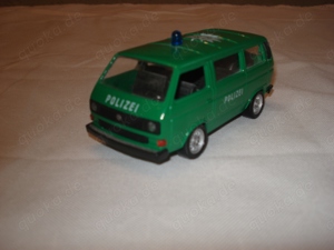 4 alte Schabak VW Bus T3 Miniaturmodell 1:43 neuwerig ohne OVP. Bild 4