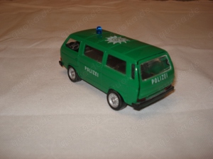 4 alte Schabak VW Bus T3 Miniaturmodell 1:43 neuwerig ohne OVP. Bild 5