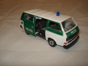 4 alte Schabak VW Bus T3 Miniaturmodell 1:43 neuwerig ohne OVP. Bild 7