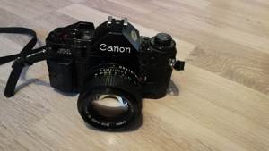 Spiegelreflexkamera Canon A1 mit 3 Objektiven