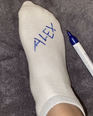 Socken mit deinem Namen und getragen wie du möchtest 