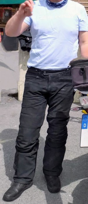 Netter charmanter Mann Ende Fünfzig mit Tagesfreizeit (geb.) sucht eine Freitzeitpartnerin 