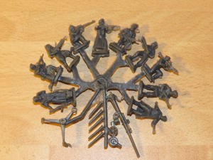 100 Stück Figuren Soldaten ca. 2cm Rohlinge