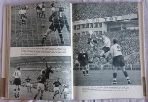 B Bertelsmann Fußball Weltmeisterschaft 1958 Dr. Friedrich Becker 1958 gut erhalten Buch Bildband Bild 6