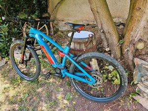 E Bike Cube Stereo Hybrid Race Neuwertiger Zustand