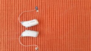 2 Stück Hörgeräte Phonak Audeo B 30 ; 312 mit Trockenbox Bild 4