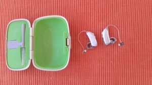 2 Stück Hörgeräte Phonak Audeo B 30 ; 312 mit Trockenbox Bild 2