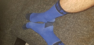 Getragene Männersocken und T-Shirts  Bild 2