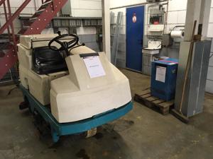 Tennant 510E Scheuer-Saugmaschine