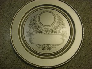 Z Wandteller Jubiläumsteller zum gravieren Blech 24 cm unbenutzt in Originalverp Bild 3