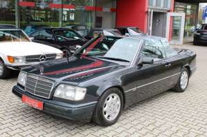 Mercedes-Benz CE 300 24V Cabriolet -5 Gang - Klima - Sportline Bild 5