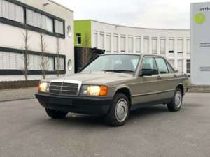 Mercedes-Benz 190 D