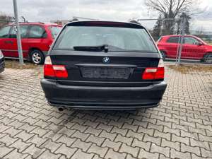 BMW 318 Baureihe 3 Touring 318i Bild 5