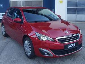 Peugeot 308 Allure PureTech  SEHR GEPFLEGT!