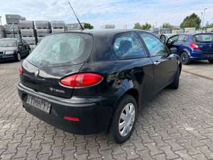 Alfa Romeo 147 1.6 16V T.Spark Bild 5