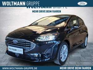 Ford Fiesta Titanium 8-fach bereift ! LED-Scheinwerfer ACC Kli