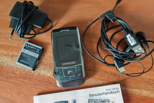 Samsung SGH-D900e Handy (3,2 MP Kamera, MP3-Player, Radio, Bluetooth) metallic Silber 