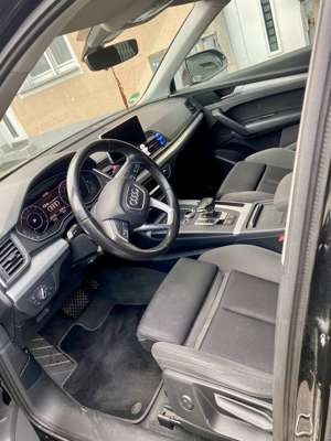 Audi Q5 2.0 TDI quattro S tronic Bild 4