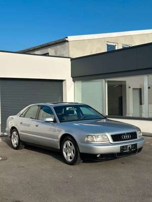 Audi A8 V6 2.8  Quattro HU-NEU/Voll Scheckheft  Audi