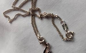  Halskette, 925 Silber  + Anhänger kleine Schuhe !!!